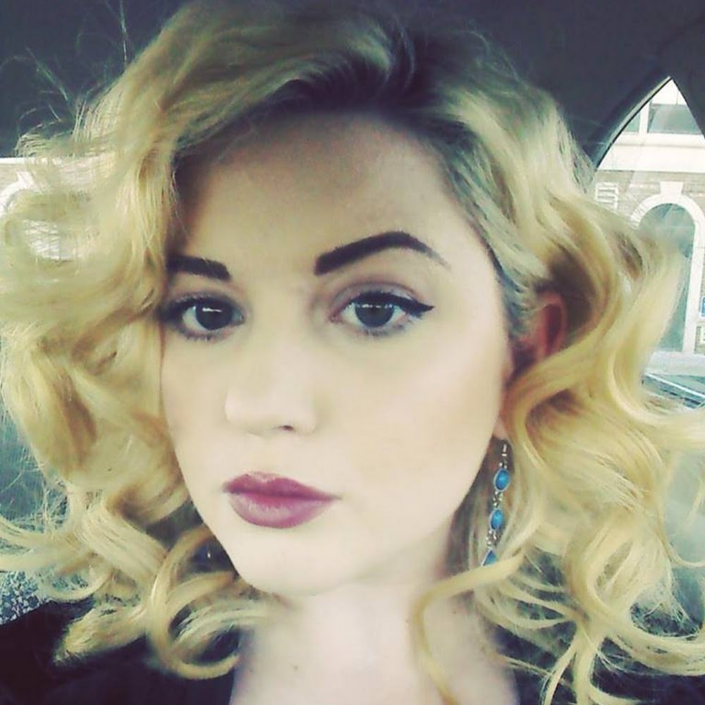 Meet your Posher, Cortney